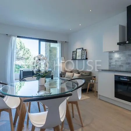 Sinfonia Apartament Saint-Tropez